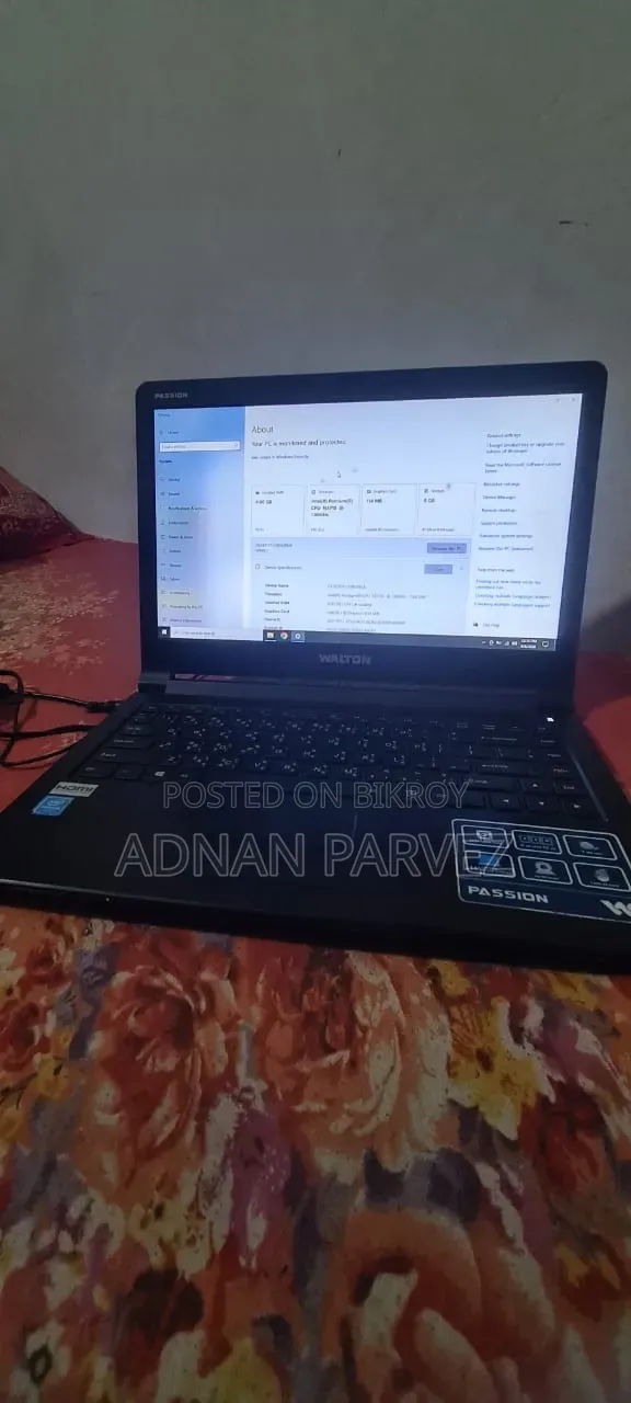 Laptop 4GB RAM Intel Pentium Processor 700GB HDD