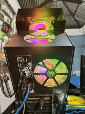 Desktop Computer 16GB AMD Ryzen SSD 256GB