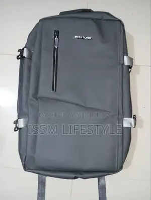 🎒 প্রিমিয়াম কোয়ালিটি ল্যাপটপ/ট্রাভেল ব্যাকপ্যাক – একদম নতুন