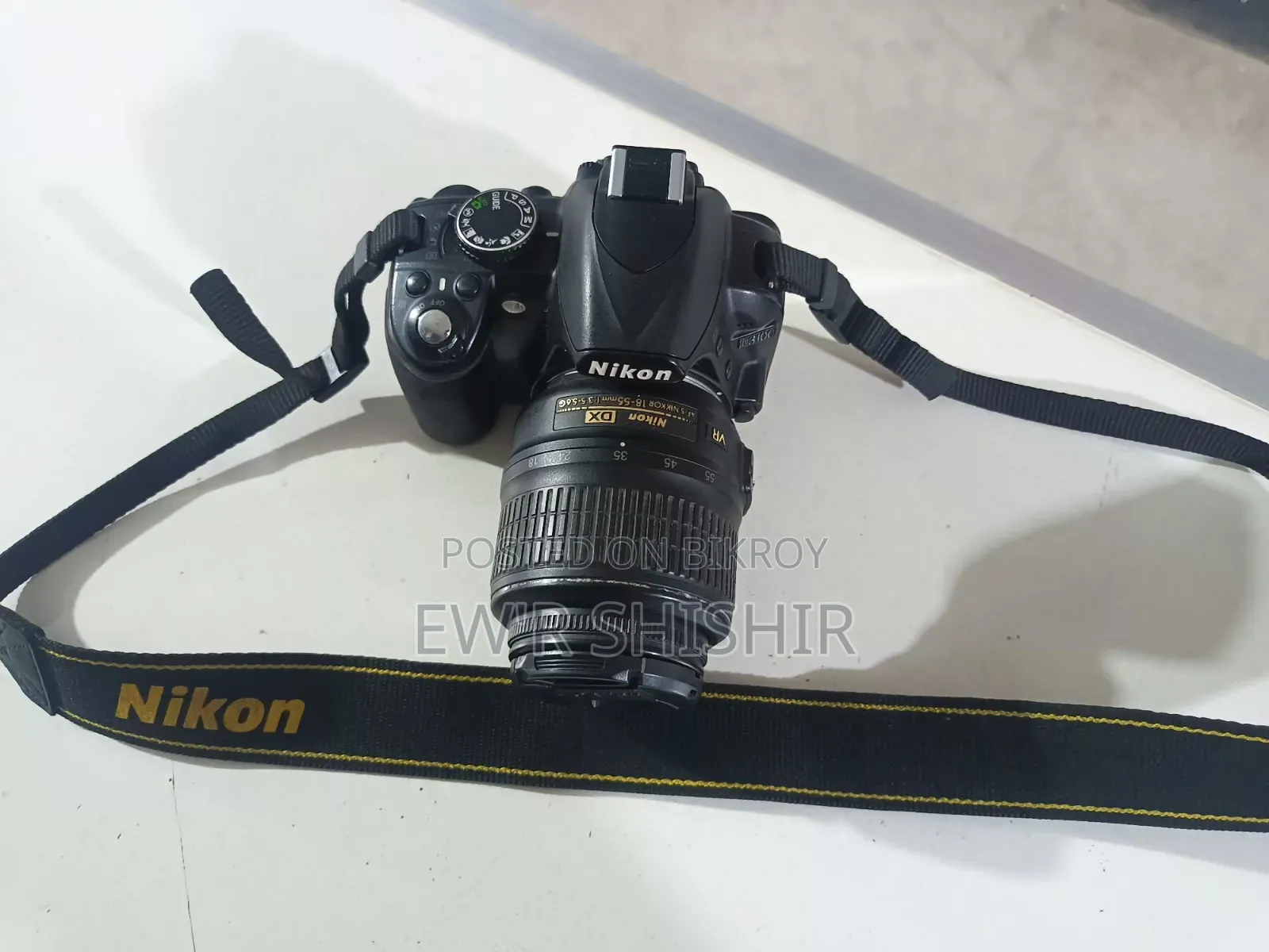 DSLR Camera Nikon D3100