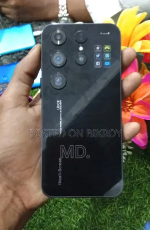 EL 8 GB Black