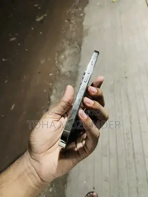অ্যাপল আইফোন ১৪ প্রো ২৫৬ জিবি গোল্ড
