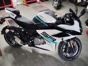 CFMoto 300SR 2025 White