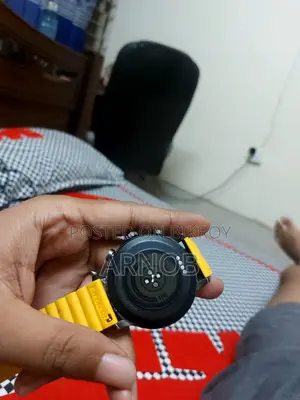 কিসলেক্ট কেআর২ এলটিডি বিটি কলিং ওয়াচ