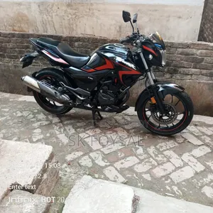 Hero Hunk 2022 Black