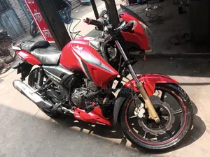 TVS Apache RTR 160 2V 2018 Red