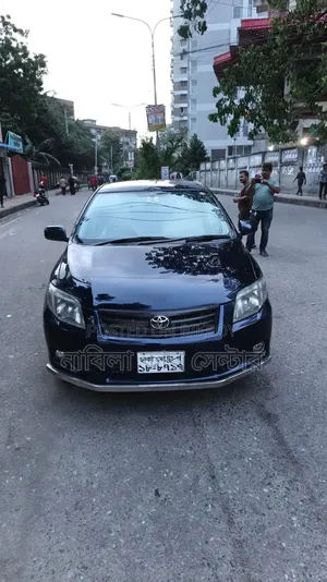 টয়োটা অ্যাক্সিও ২০১১ নীল