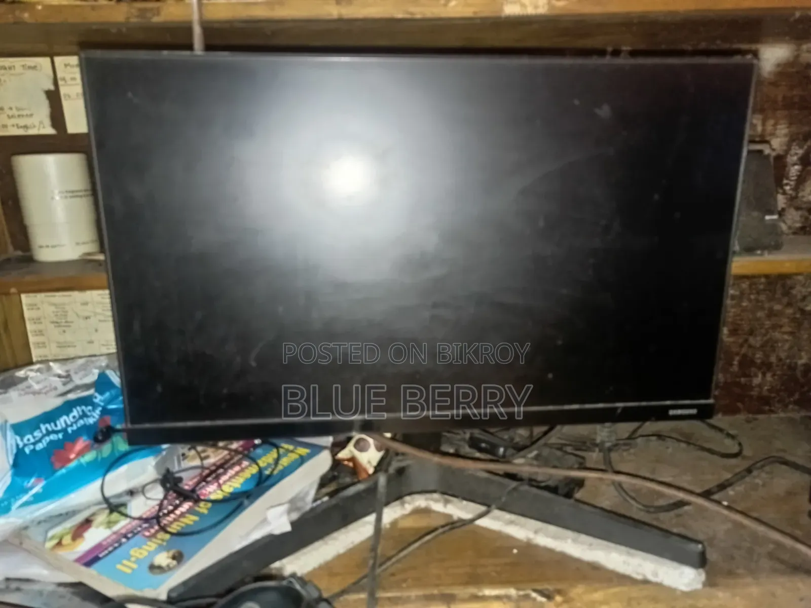 Desktop Computer Samsung 8GB AMD Ryzen 5 HDD+SSD 256GB