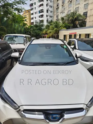 টয়োটা করোল্লা ক্রস ২০২২ পার্ল