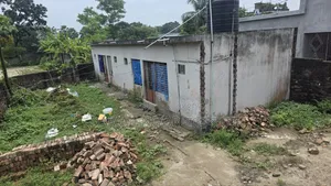 4-Bedroom Tin-shed House for Sale in Uttara