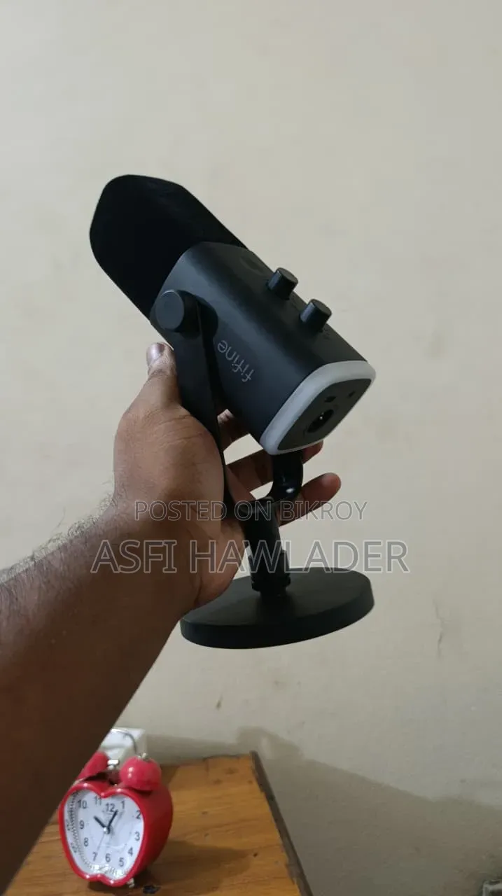 Fifine Ampligame Am8 RGB USB/XLR Microphone