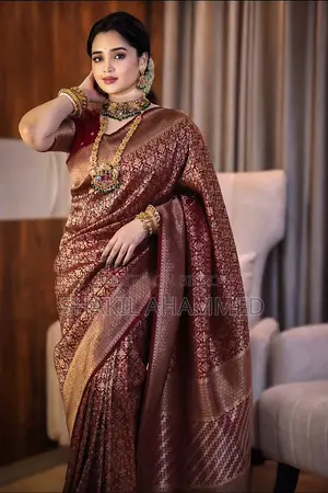 প্রিয়তমা কাঞ্চিপুরম শাড়ি ব্লাউজ পিস সহ