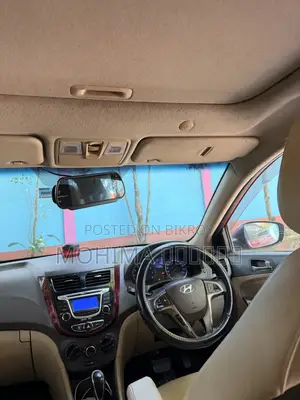 হুন্ডাই অ্যাকসেন্ট ২০১২ লাল