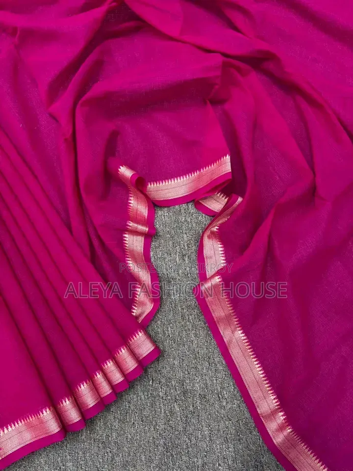 পিওর আড়ং কটন নকশি পাইর কোটা শাড়ি ১৩.৫ হাত ১০০০টাকা