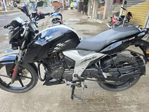 TVS Apache RTR 160 4V 2020 Black