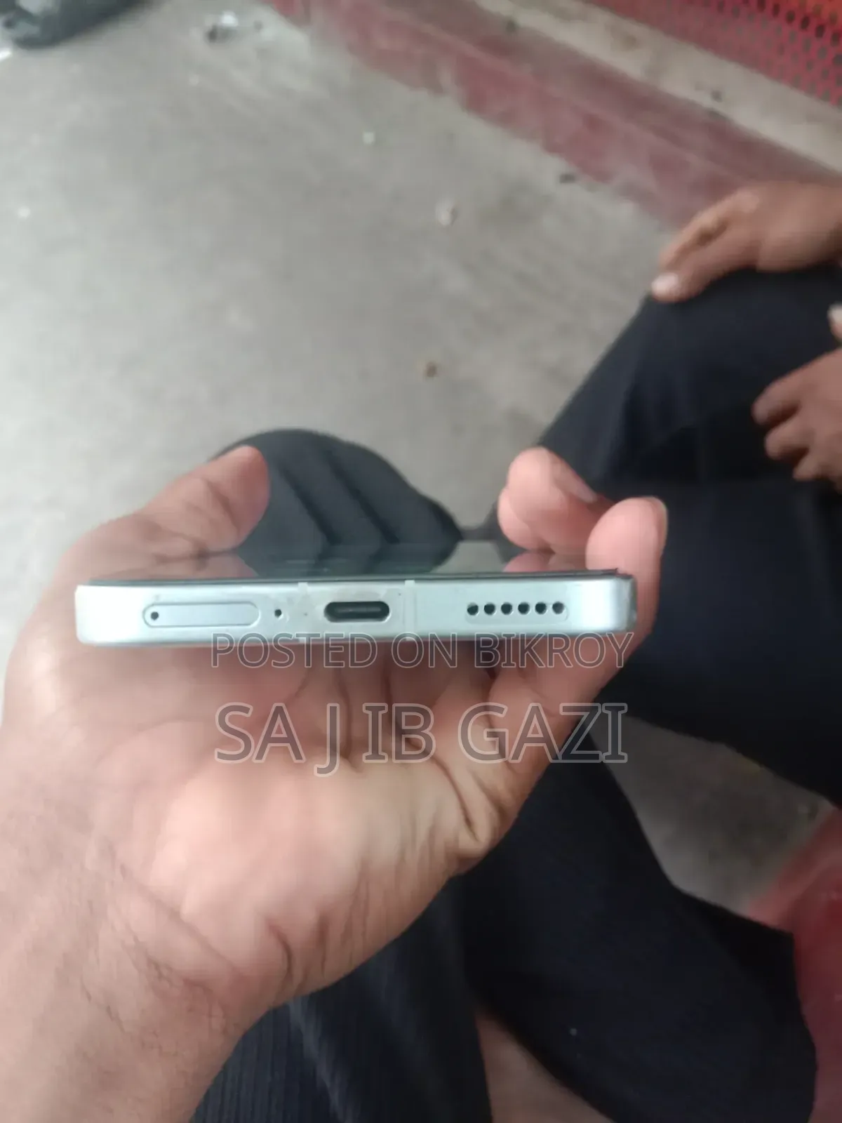 শাওমি রেডমি টার্বো ৪ প্রো ২৫৬ জিবি সাদা