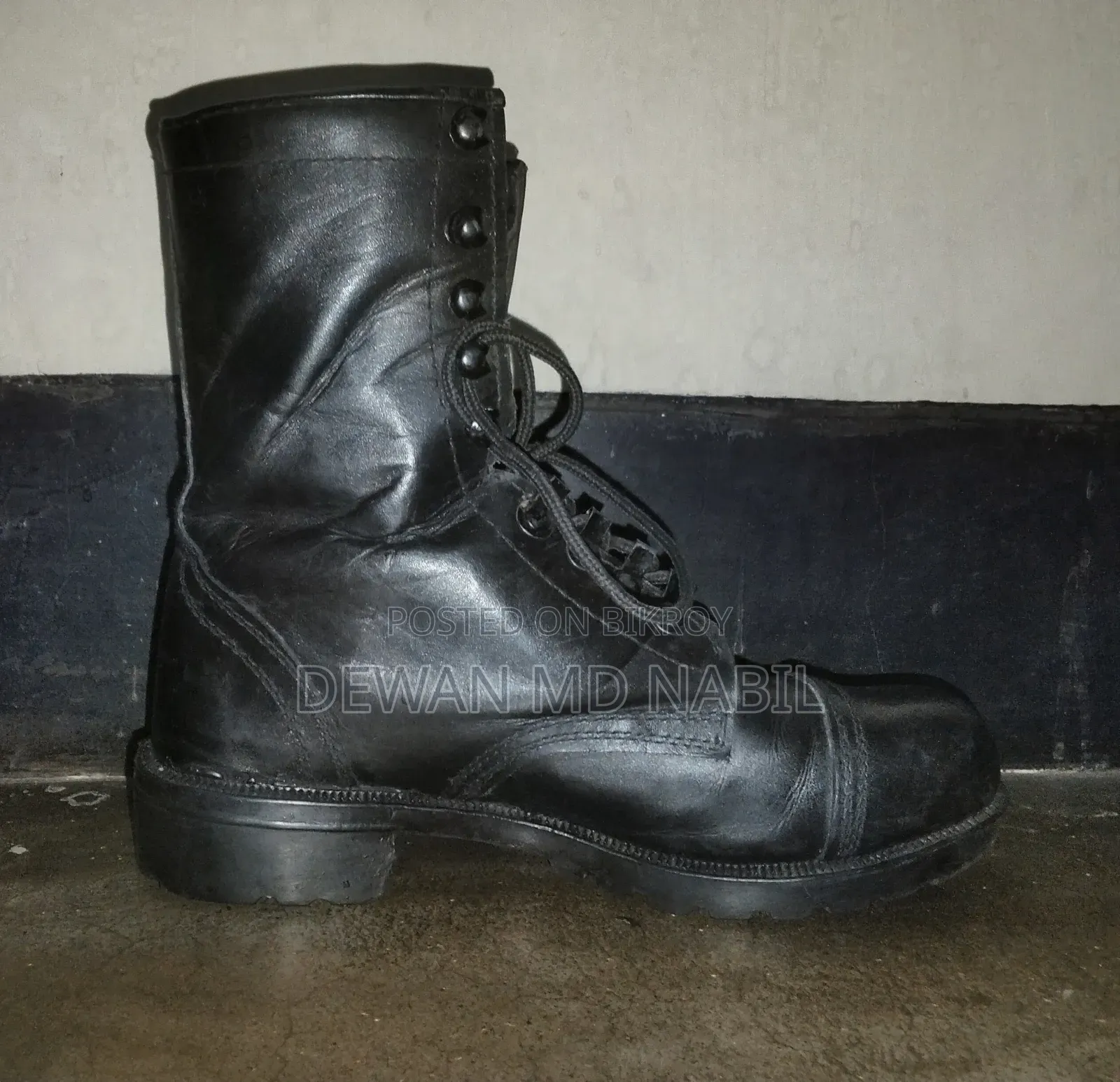 BNCC / Army Combat DMS Boots - Size 42 (Good Condition)