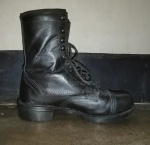 BNCC / Army Combat DMS Boots - Size 42 (Good Condition)
