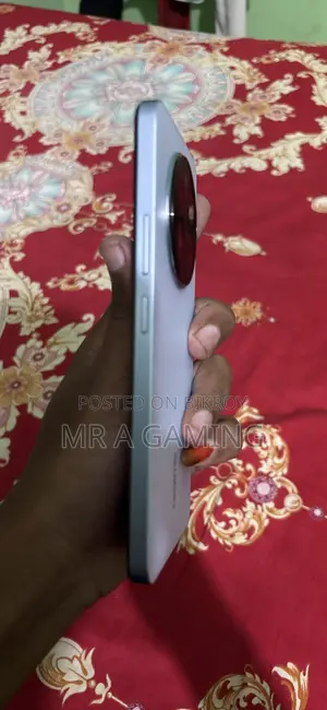 রিয়েলমি পি১ প্রো ১২৮ জিবি
