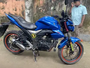সুজুকি জিক্সার ২০২১ ব্লু