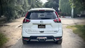 Nissan X-Trail 2.0 Hybrid FWD 2015 White