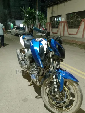 টিভিএস অ্যাপাচি আরটিআর ১৬০ ৪ভি ২০১৯ নীল