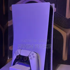 PS5 Disc Edition | 825GB | COD MWII Bundle | Barely Used