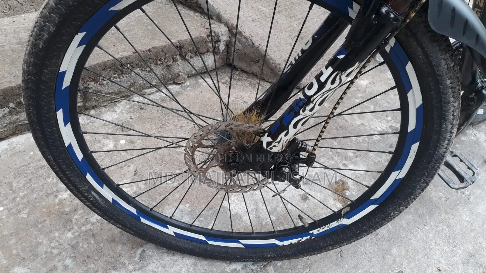 Running cycle, just take and ride. I need money so I want to sell it.