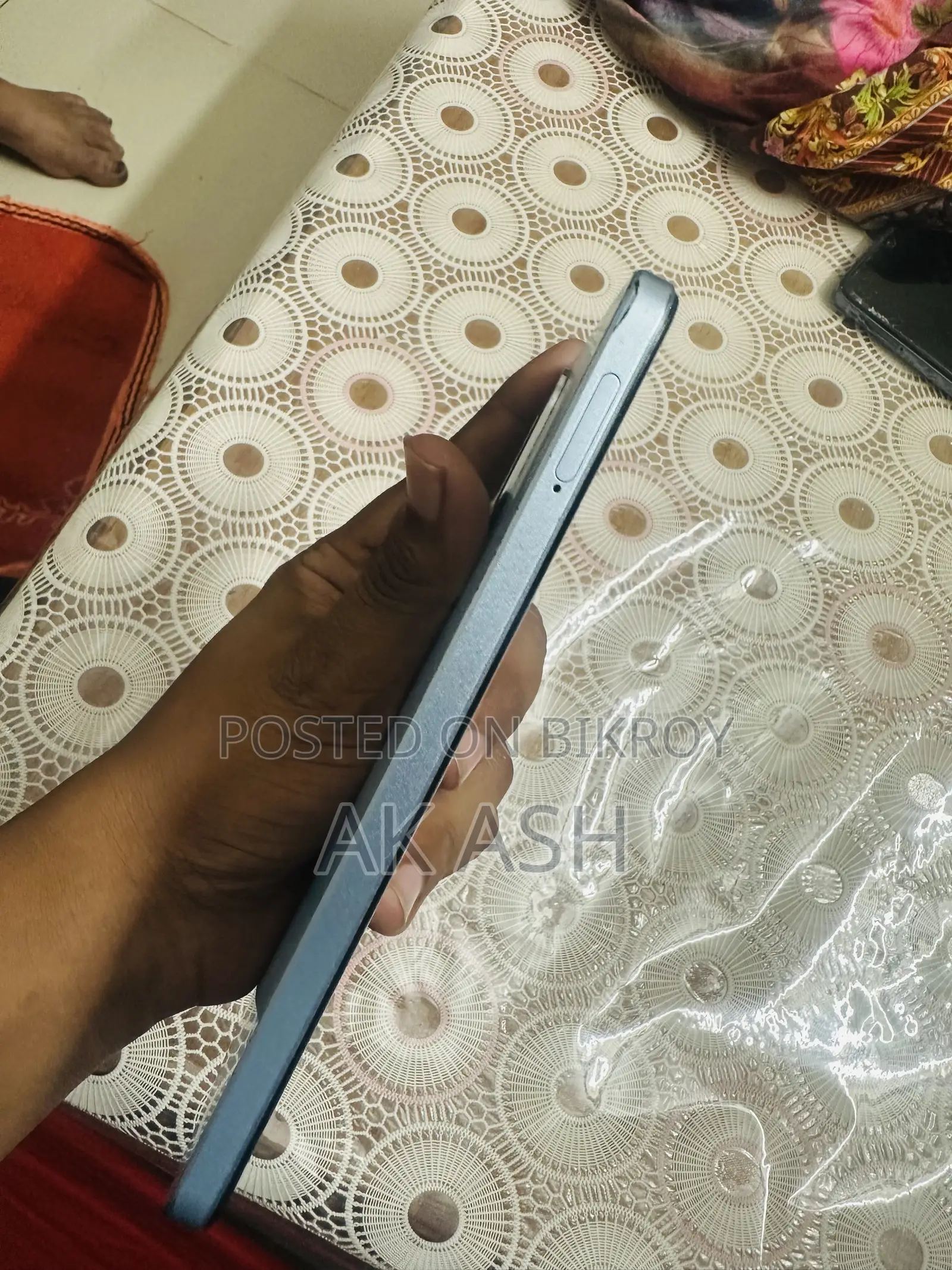 Oppo A18 128 GB White