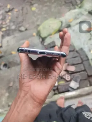 স্যামসাং গ্যালাক্সি এস১০ ১২৮ জিবি কালো