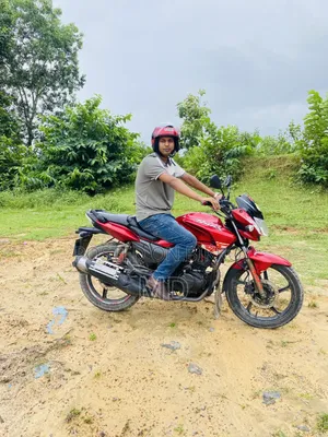 Hero Hunk 2015 Red