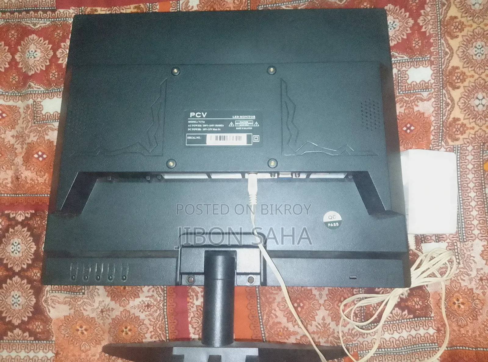 PC Casing and 17inch Monitor