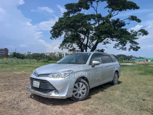 Toyota Corolla Fielder 2016 Silver