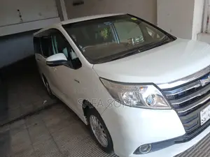 Toyota Noah 2015 Pearl