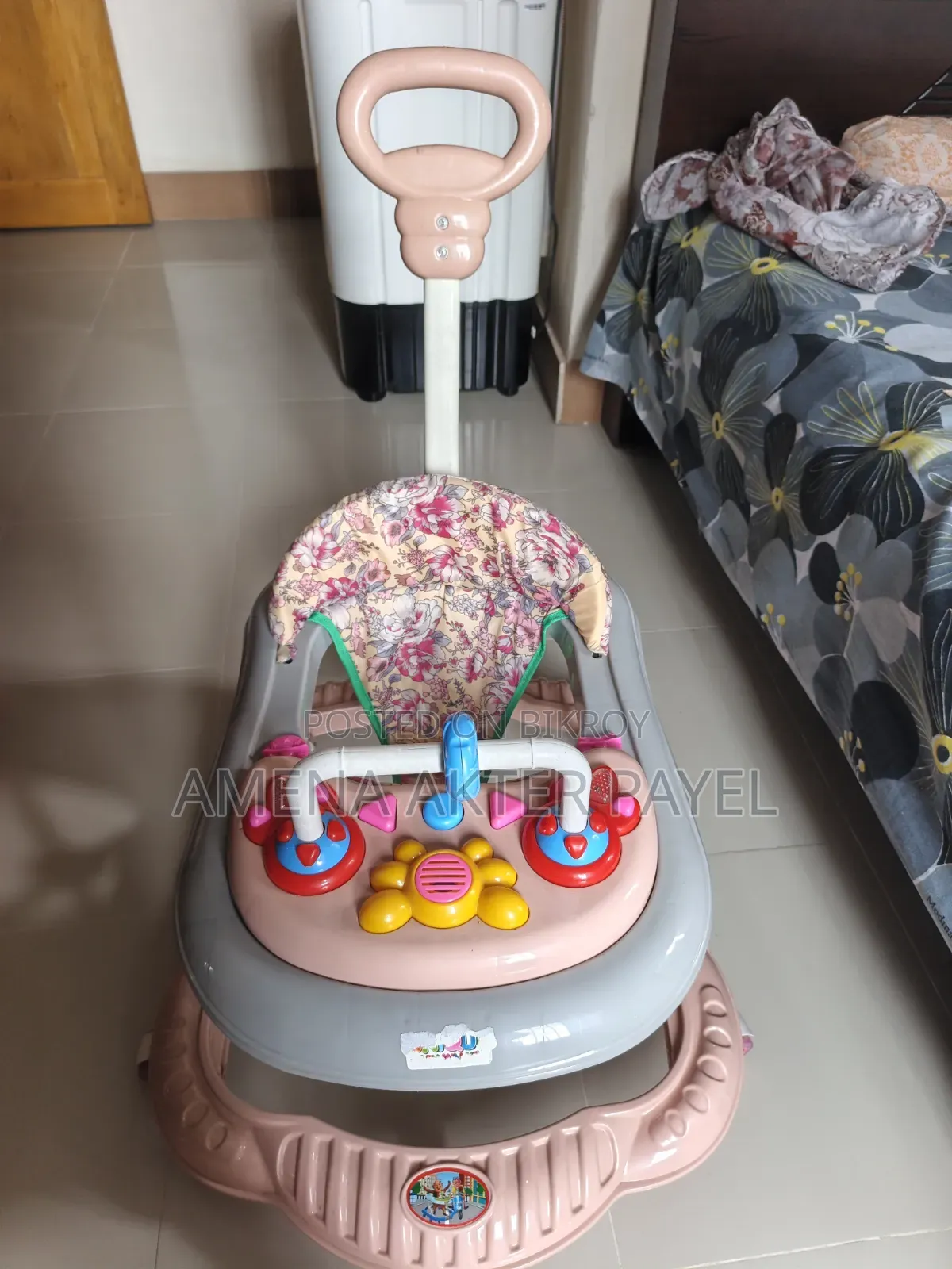 বেবি ওয়াকার