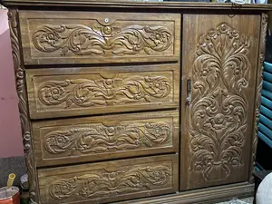 ওয়ার্ডরোব বিক্রয়ের জন্য