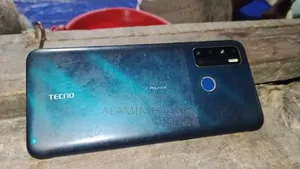 টেকনো পাভোর ৪ ৩২ জিবি গ্রিন