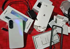 স্যামসাং গ্যালাক্সি এ৩৬ ২৫৬ জিবি হোয়াইট
