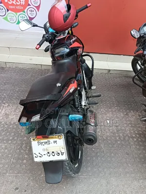 পোলারিস ২০১৮ ব্ল্যাক
