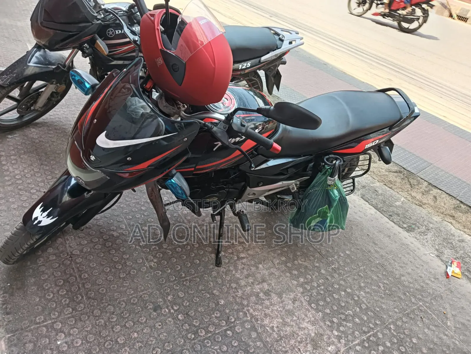 পোলারিস ২০১৮ ব্ল্যাক