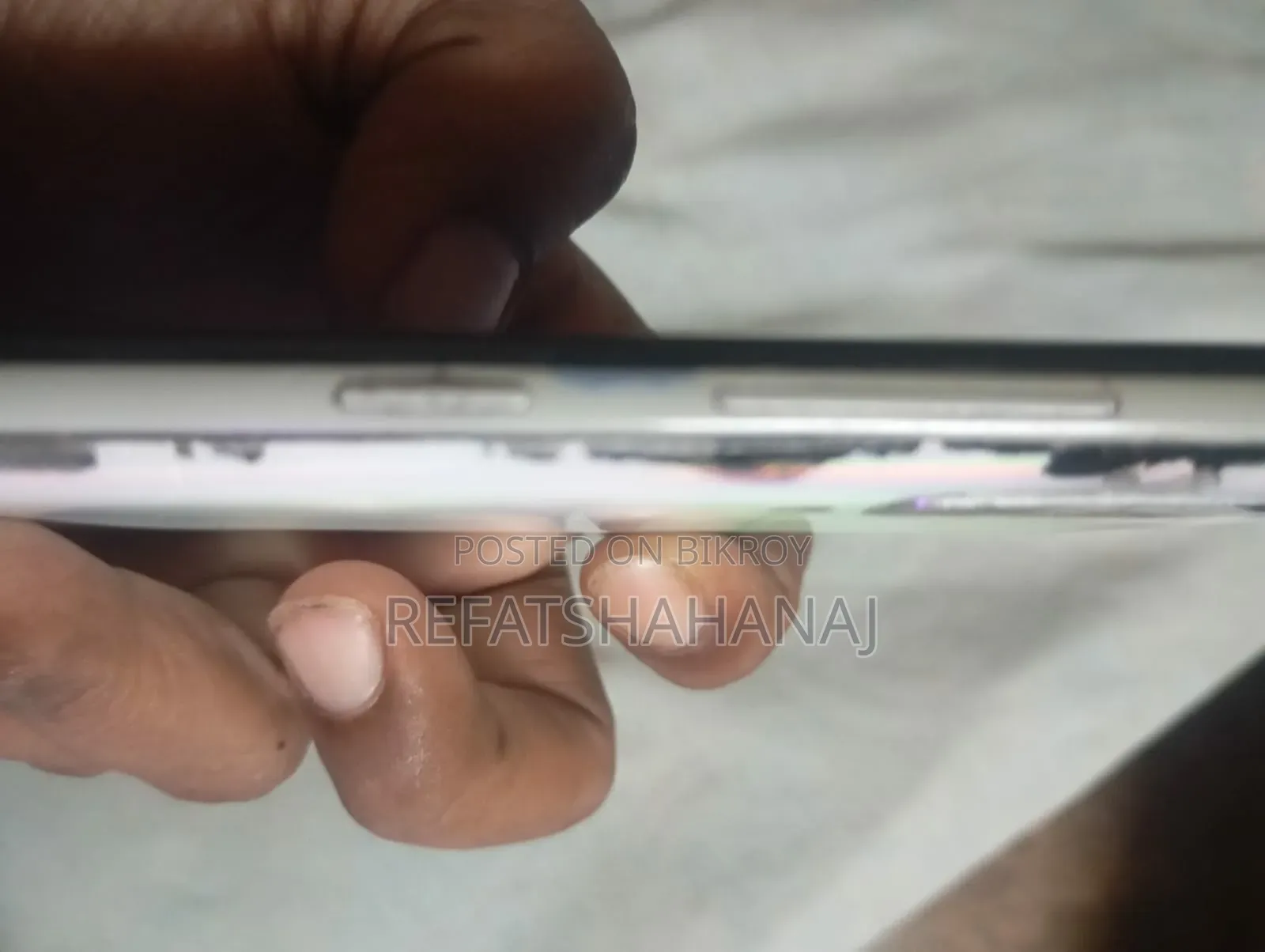 স্যামসাং গ্যালাক্সি এ৫০ ৬৪ জিবি হোয়াইট