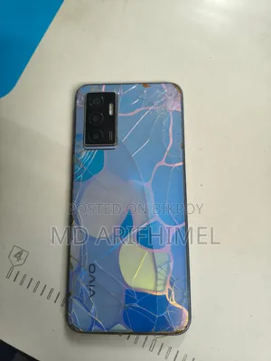 Vivo Y75 128 GB Blue