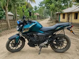 ইয়ামাহা এফজেডএস ভি৩ ২০২২ সবুজ
