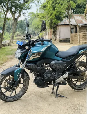 ইয়ামাহা এফজেডএস ভি৩ ২০২২ সবুজ