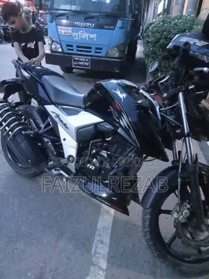 New TVS Apache RTR 160 4V 2021 Black