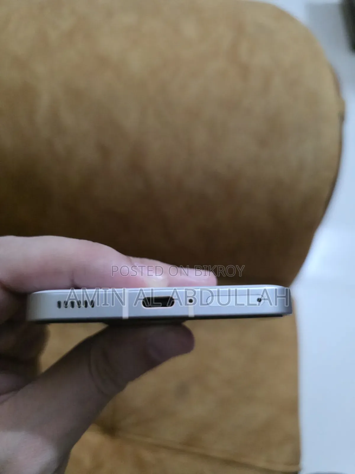 নতুন নাথিং ফোন ২ ২৫৬ জিবি হোয়াইট