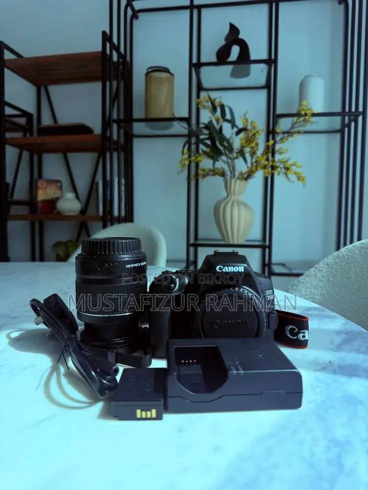 Canon 250D Camera + 50mm Prime Lens বিক্রি হবে