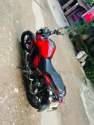 Yamaha FZS V3 2021 লাল