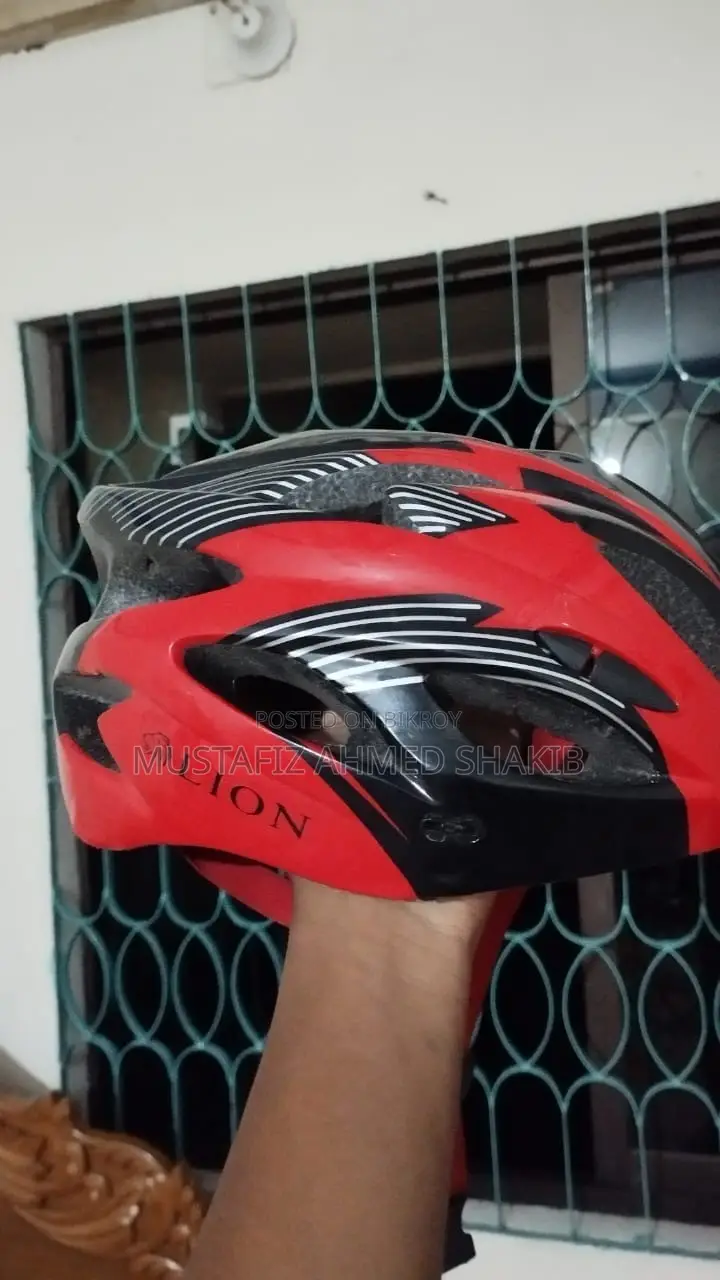 সাইকেলের হেলমেট বা হর্ন