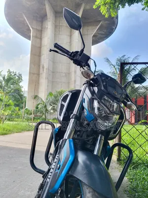 ইয়ামাহা এফজেডএস ভি৩ ২০১৯ কালো